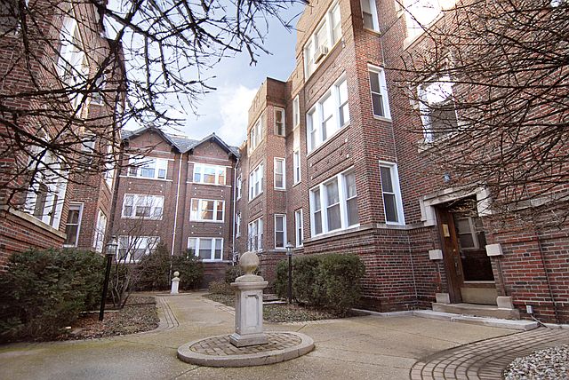 1st image of 4868 N Ashland Ave APT 1W