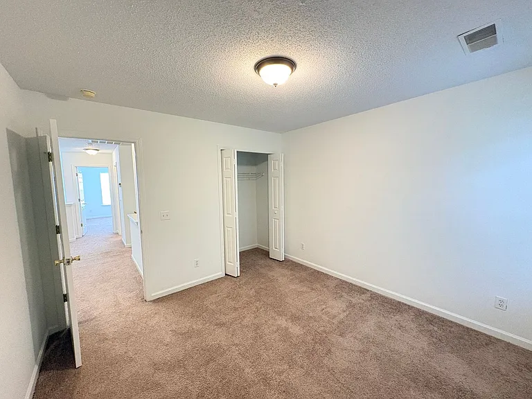 390 Gardners Cir — Photo 21
