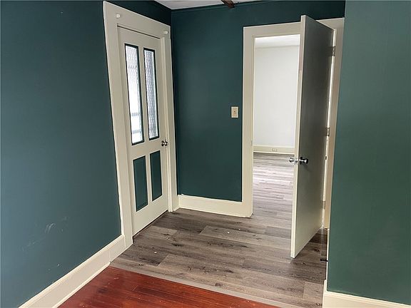 2nd image of 7 Wells Ave