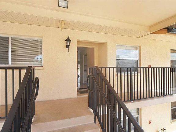 3rd image of 1429 Cape Coral Pkwy W APT 10