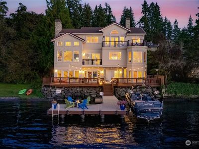 1627 E Lake Sammamish Place SE, Sammamish, WA, 98075