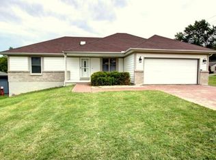 5245 Ralston Ave, Raytown, MO 64133