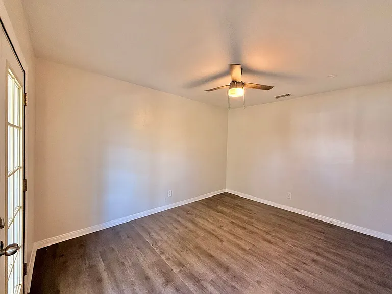 2208 Susan Pl — Photo 12