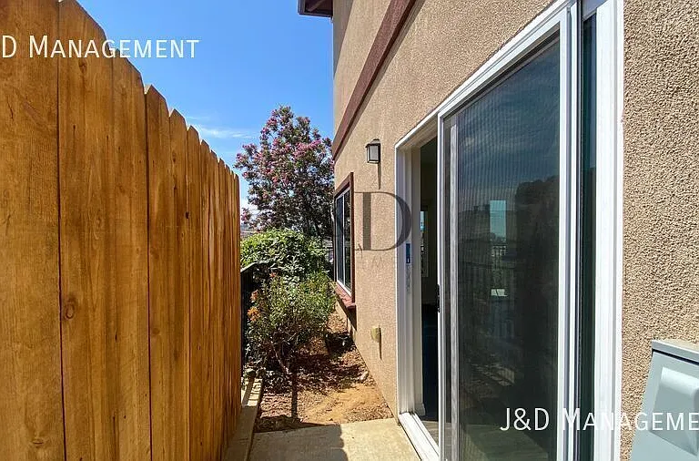 8137 Cascio Ct #102 — Photo 22