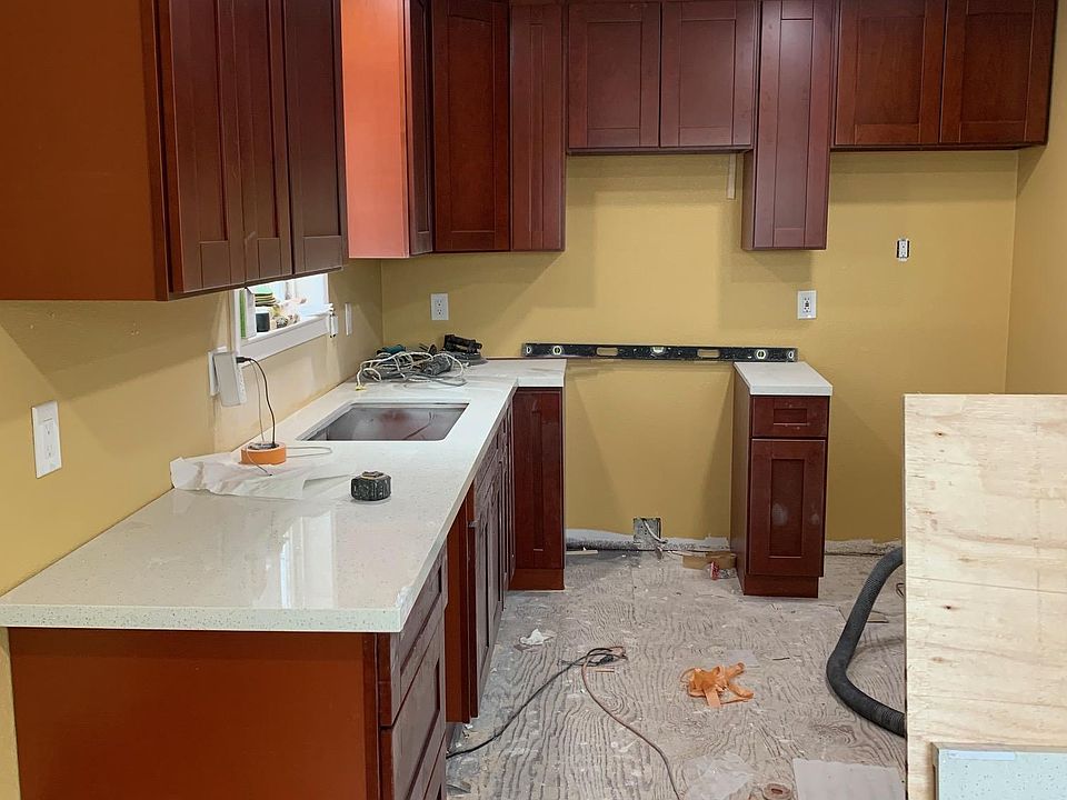 2nd image of 23 N Temple Dr #3