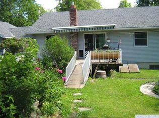 628 Old Plank Rd, Greenville, NY 12083