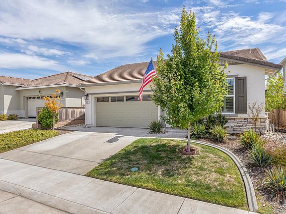 4th image of 2931 Ridgecrest Dr