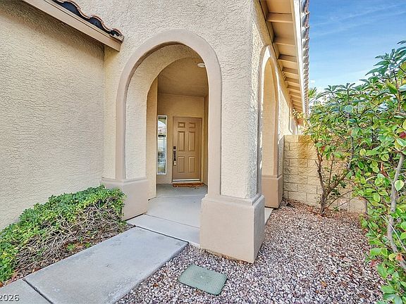2nd image of 3025 Panorama Ridge Dr