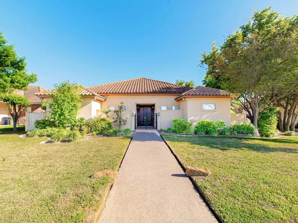 2711 Burke Dr, Laredo, TX 78045