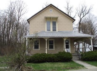 10 Woodard Avenue, Hadley, NY 12835