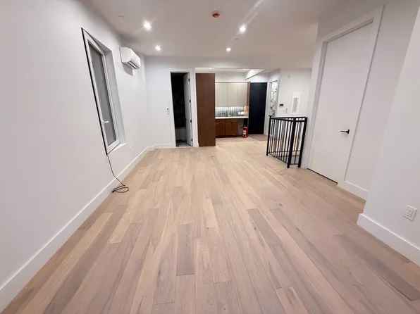 109 South 3rd Street image 3 of 22