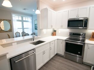 69 Foundry St #321, Wakefield, MA 01880