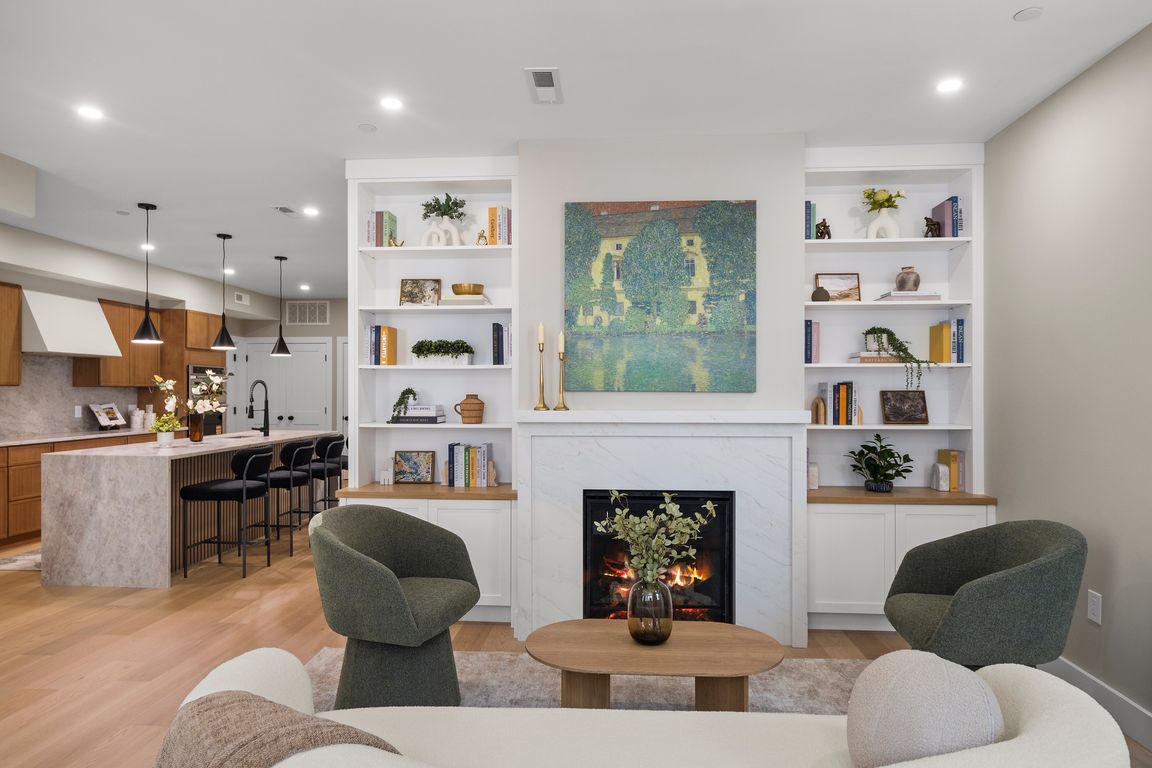 next background image