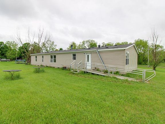 4th image of 3817 County Road 24