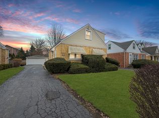 519 N Elm St, Mount Prospect, IL