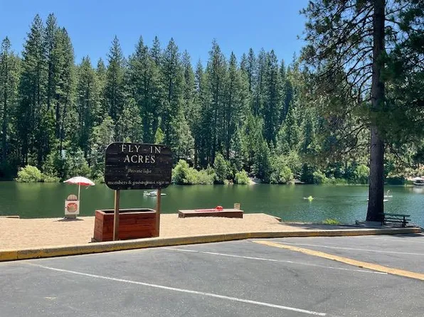 1943 Lightning Ln, Arnold, CA 95223