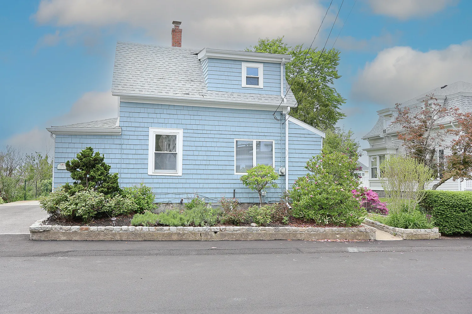 3 bed, 1110 sqft, $5,500 — Photo 2