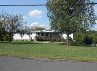 249 Long Stretch Rd, Pine Grove, PA 17963