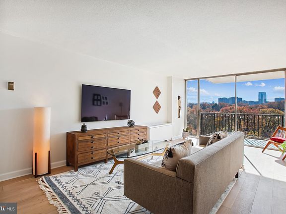 5th image of 4600 S Four Mile Run Dr APT 820
