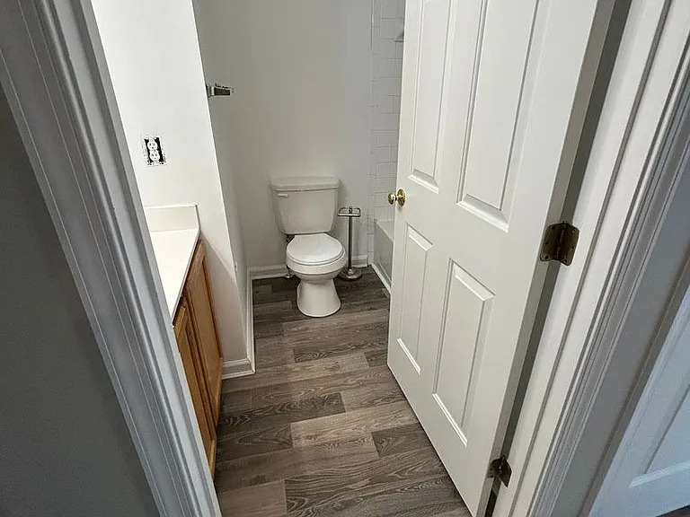 85 Alexis Dr — Photo 10