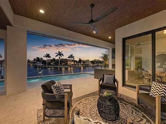 3rd image of 1631 CASEY KEY DRIVE