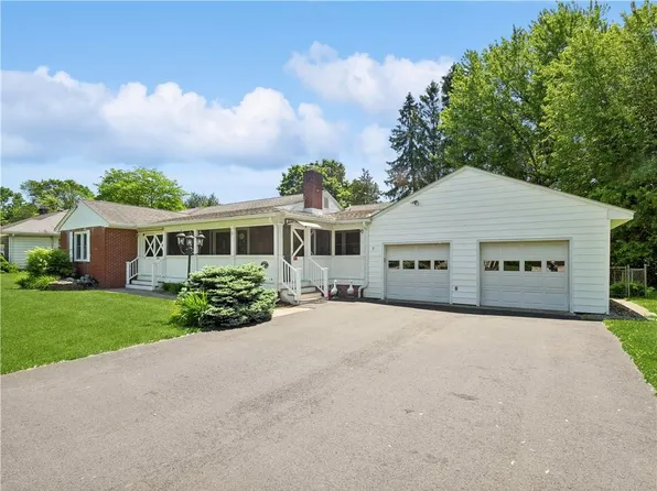 8 Lorraine Boulevard, Poughkeepsie, NY 12603