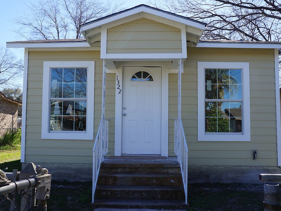 1st image of 1322 Cantrell Dr
