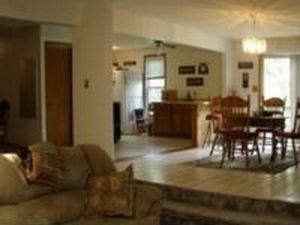 633 E Monument St, Colorado Springs, CO, 80903