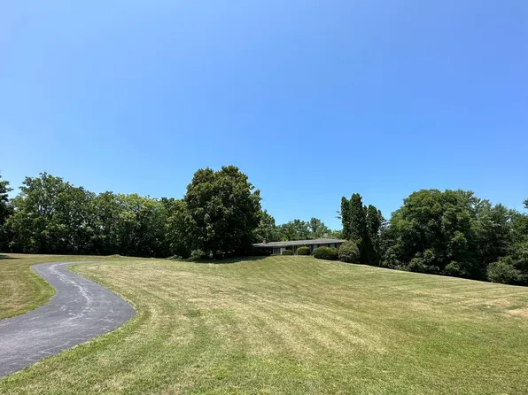 1275 State Line Rd, Waynesboro, PA 17268