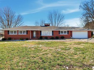 411 Adair Ave, Columbia, KY 42728
