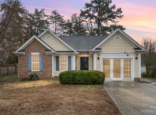 9035 Silver Coach Ln, Charlotte, NC 28273