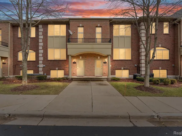 53118 Celtic Dr, Shelby Township, MI 48315