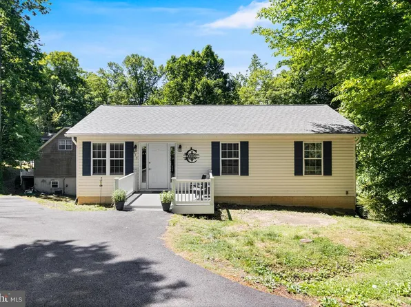615 Flint Ct, Lusby, MD 20657