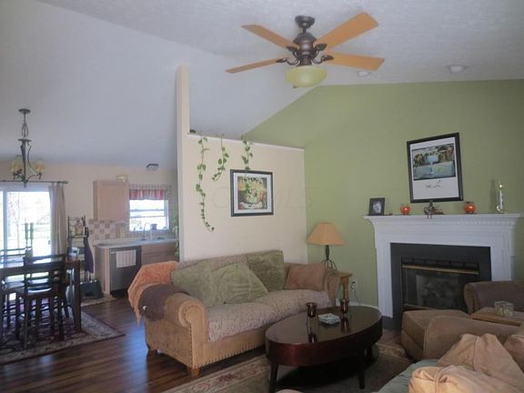 5th image of 145 Wyckshire Dr