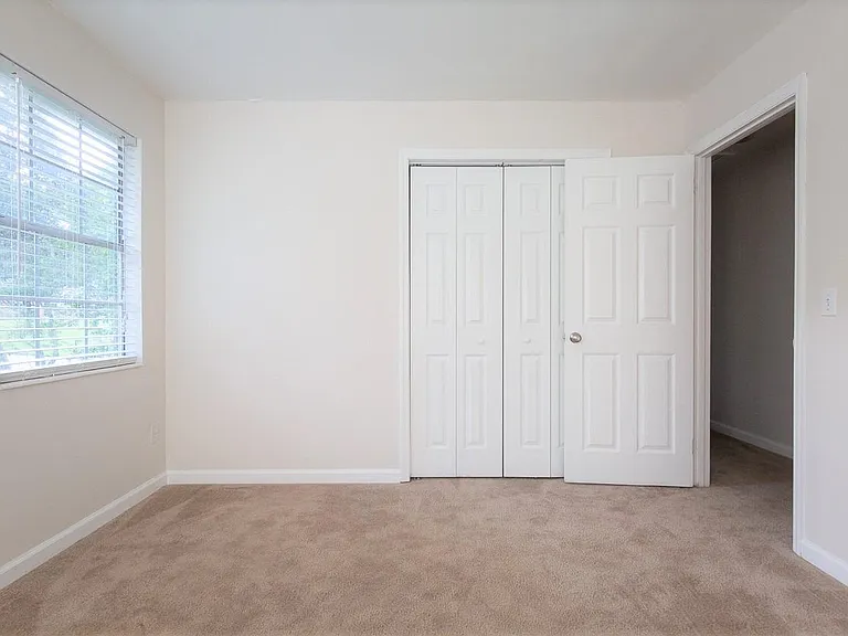 1536 Woodgate Way — Photo 21