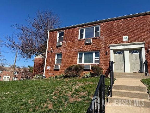 2nd image of 88 Fox Rd APT 4A