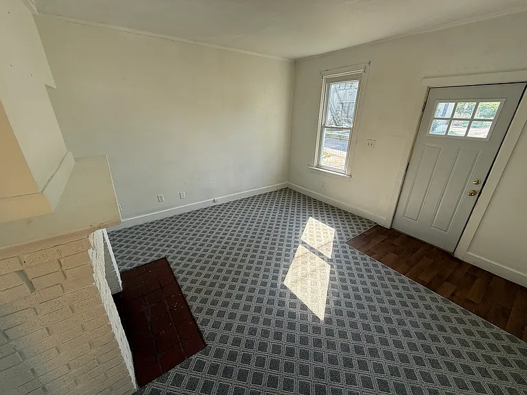 344 Loeffler Ave — Photo 4