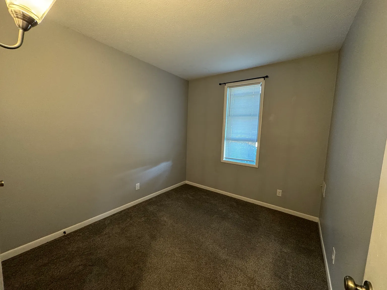 1 bed, 550 sqft, $700 — Photo 2