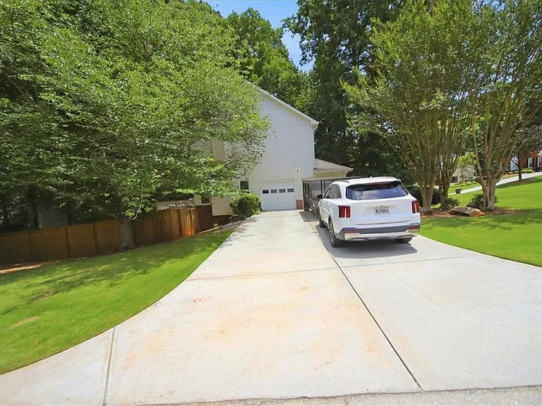 1264 Wyckfield Pl — Photo 4