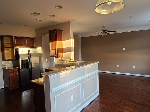 4th image of 13662 Salk St #138