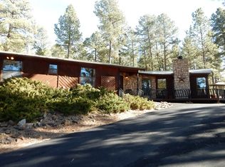 812 Hull Rd, Ruidoso, NM 88345