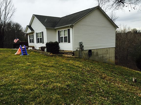 2nd image of 128 Penny Ln