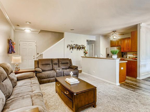 3rd image of 3980 Blackstone Dr