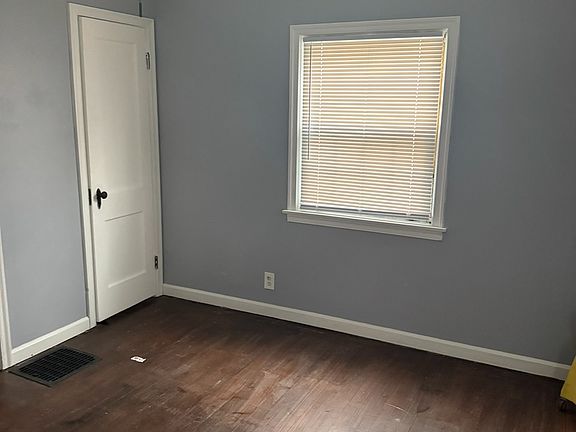5th image of 615 S Napoleon Ave