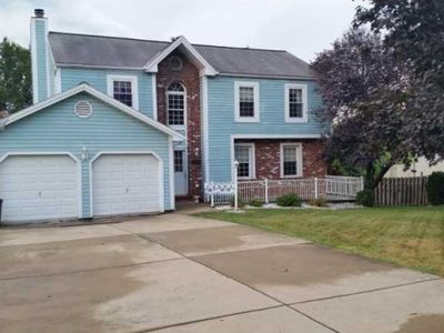 296 Whitney Chase Dr, North Huntingdon, PA, 15642
