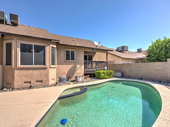 4th image of 8565 W Pershing Ave