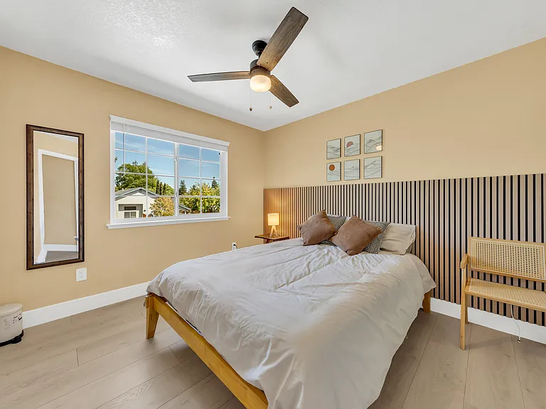 8024 Caymus Dr — Photo 22
