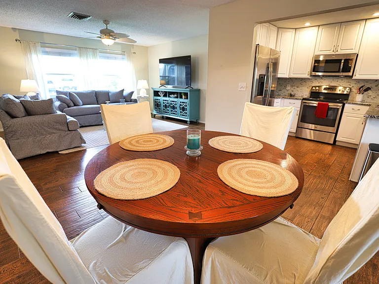 4215 Pandora Rd — Photo 8