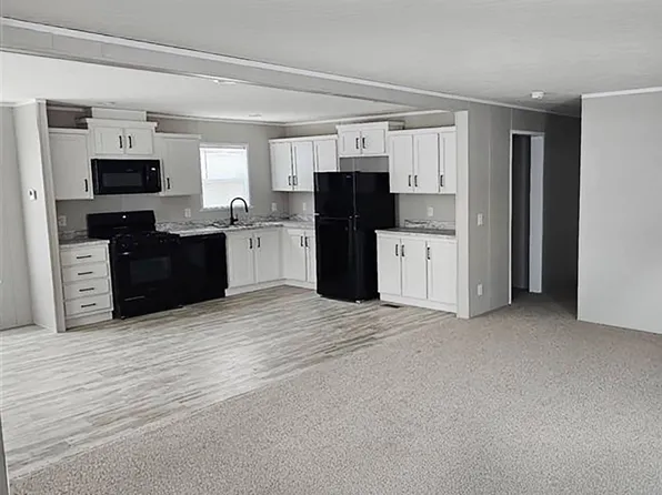 5776 Platte River Rd #52, Fremont, NE 68025