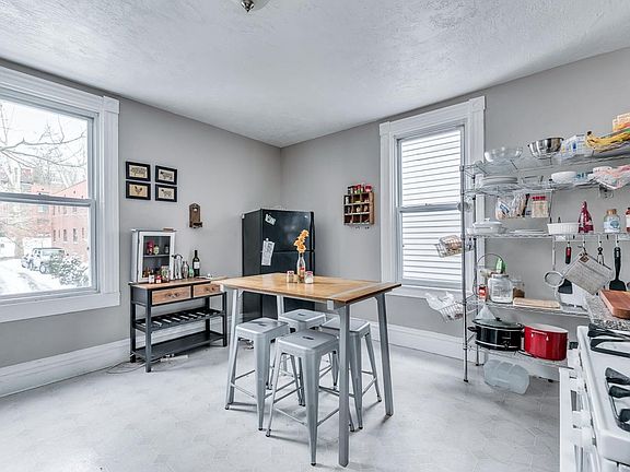 4th image of 5532 Kentucky Ave #2